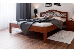 Дерев'яне ліжко Italiya / Італія з ковкой